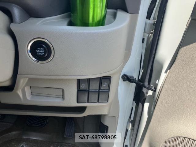 Suzuki SPACIA 2013-09 8038368-10