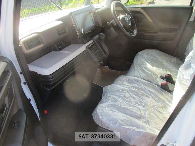 Suzuki SPACIA 2026-06 8038348-5