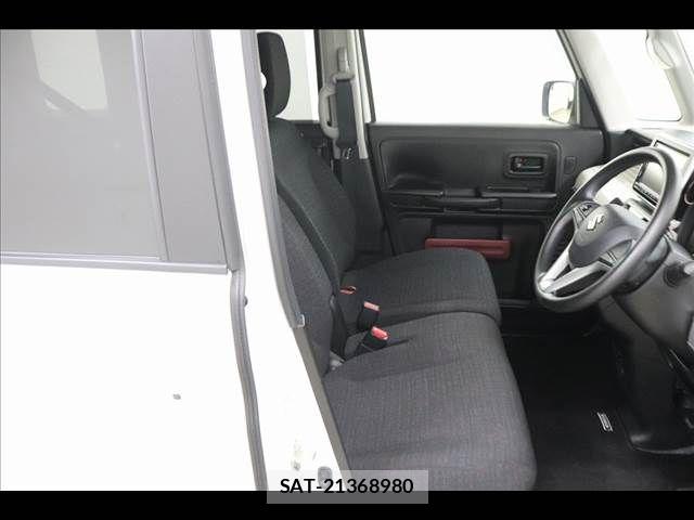 Suzuki SPACIA 2021-05 8075636-10