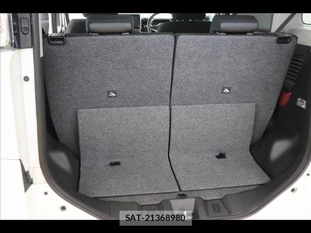 Suzuki SPACIA 2021-05 8075636-13