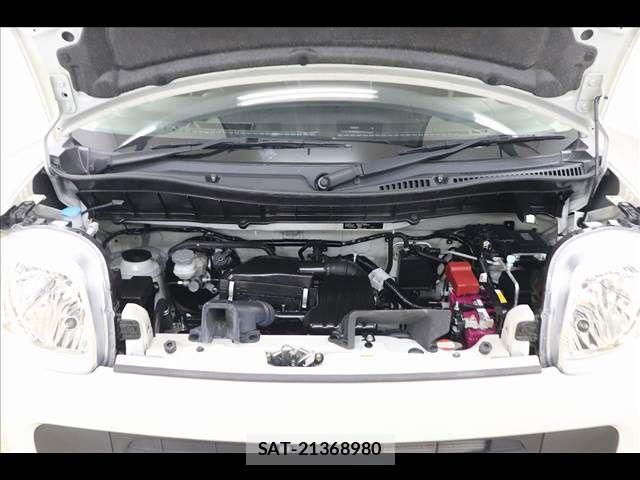 Suzuki SPACIA 2021-05 8075636-24
