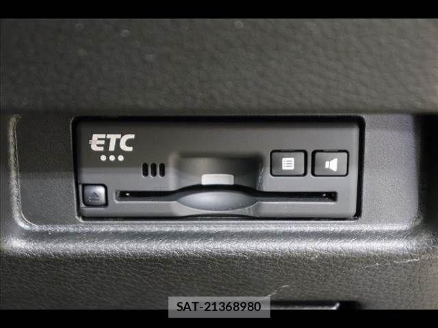 Suzuki SPACIA 2021-05 8075636-5