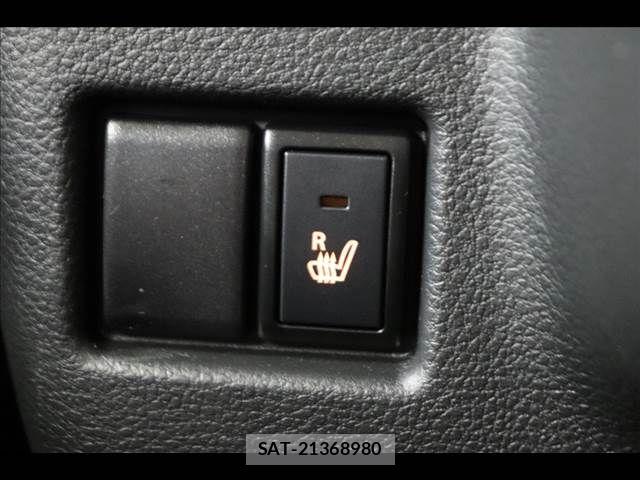 Suzuki SPACIA 2021-05 8075636-7