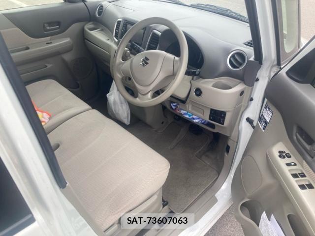 Suzuki SPACIA 2013-10 8075651-10