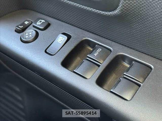 Suzuki SPACIA 2023-09 8075645-26