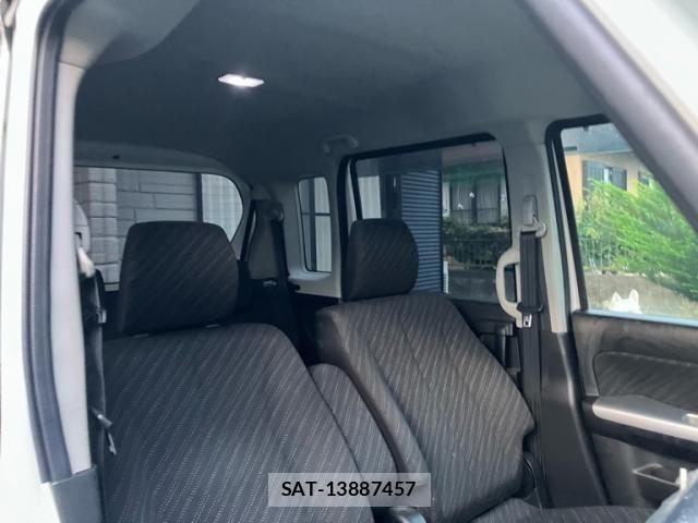 Suzuki SPACIA 2017-09 8075653-9