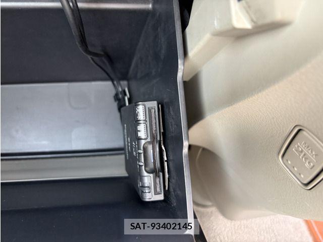 Suzuki SPACIA 2013-12 8075649-7