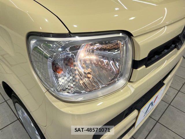 Suzuki SPACIA 2018-09 8075647-11
