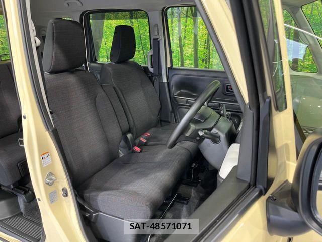 Suzuki SPACIA 2018-09 8075647-7