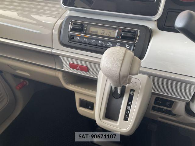 Suzuki SPACIA 2019-03 8075637-15