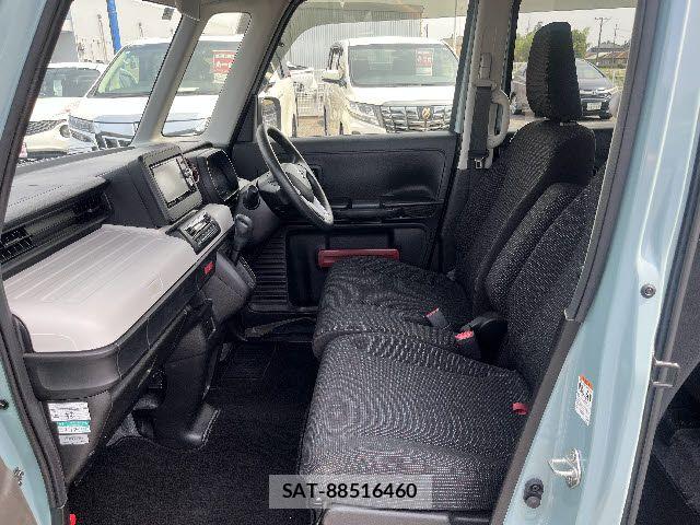 Suzuki SPACIA 2019-02 8075639-12
