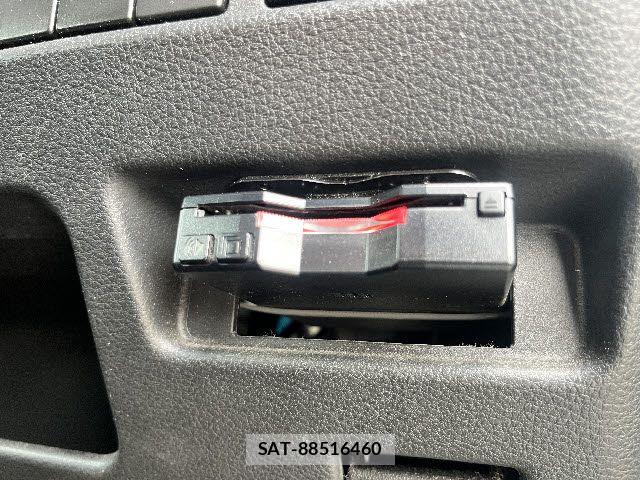Suzuki SPACIA 2019-02 8075639-15