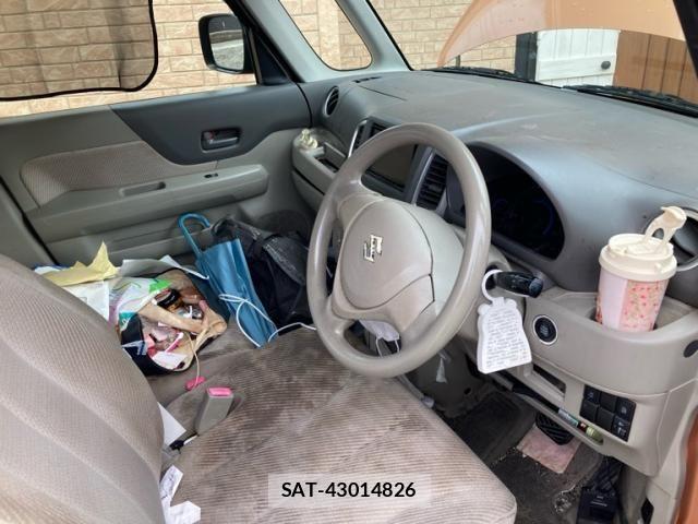 Suzuki SPACIA 2014-02 8075652-11