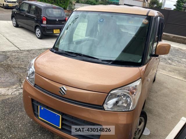Suzuki SPACIA 2014-02 8075652-1