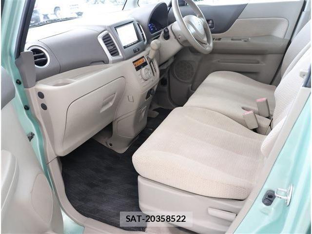 Suzuki SPACIA 2013-04 8101952-10