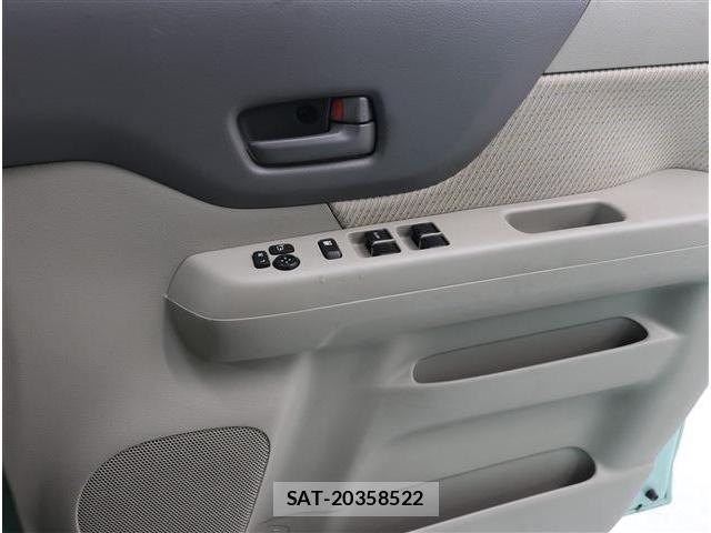 Suzuki SPACIA 2013-04 8101952-3