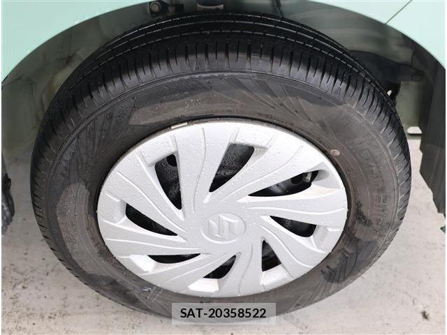 Suzuki SPACIA 2013-04 8101952-5