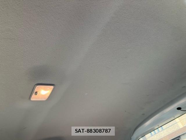 Suzuki SPACIA 2015-11 8101954-11