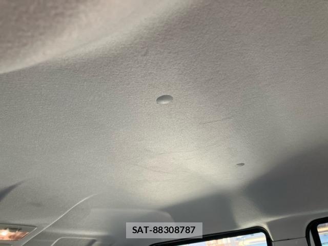 Suzuki SPACIA 2015-11 8101954-12