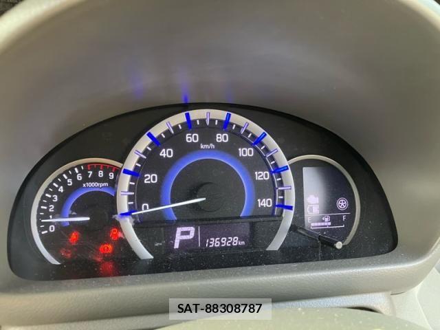 Suzuki SPACIA 2015-11 8101954-19