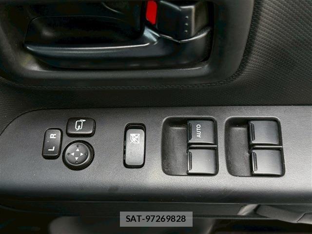Suzuki SPACIA 2019-05 8101950-24
