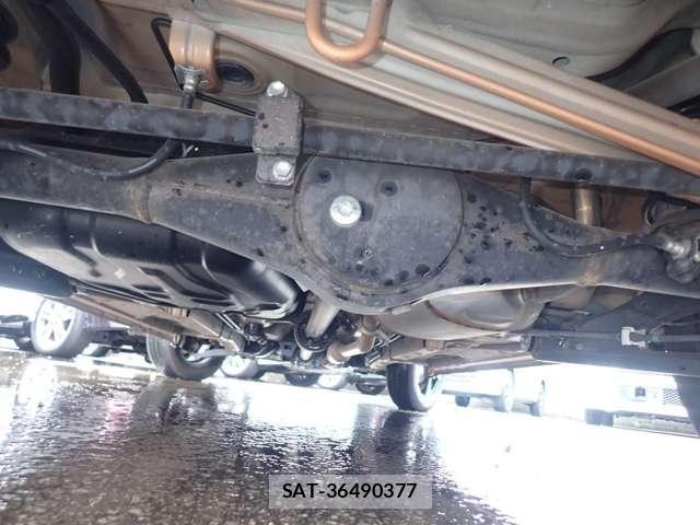 Suzuki SPACIA 2015-03 8101951-11