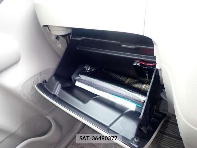 Suzuki SPACIA 2015-03 8101951-17