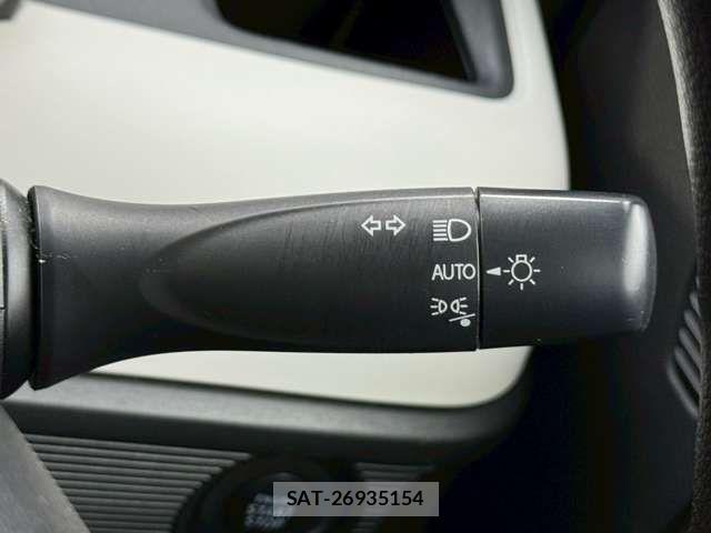 Suzuki SPACIA 2021-06 8101944-11