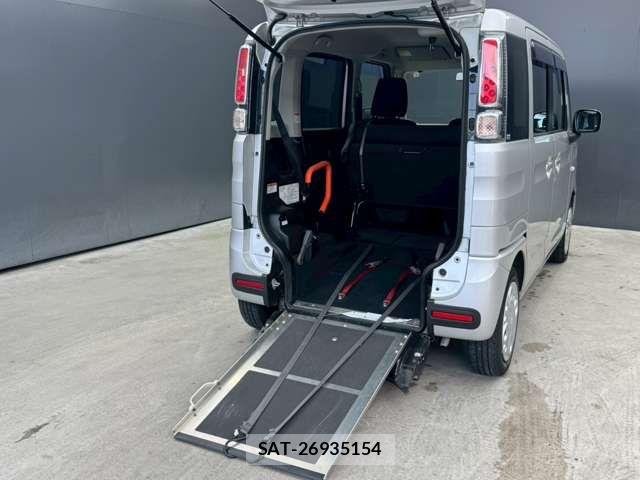 Suzuki SPACIA 2021-06 8101944-2