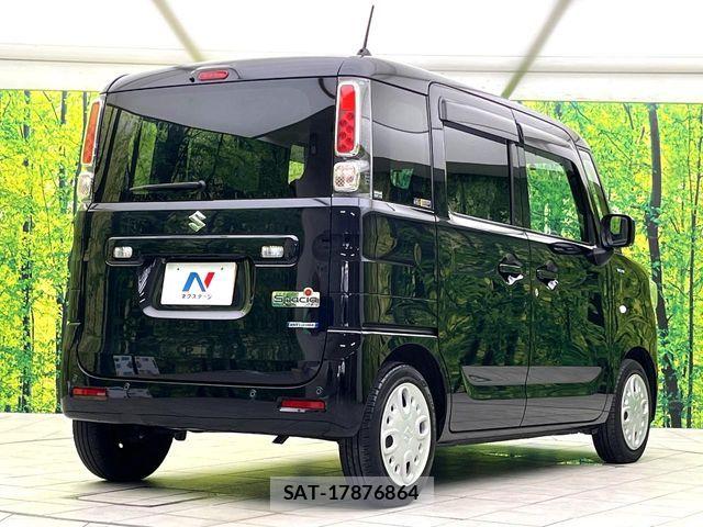 Suzuki SPACIA 2022-03 8132438-17