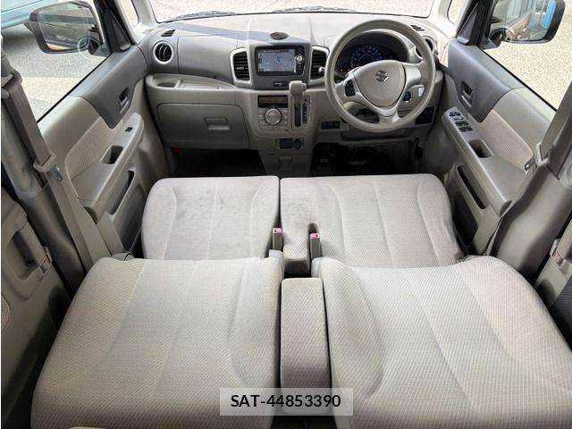 Suzuki SPACIA 2013-09 8146733-5