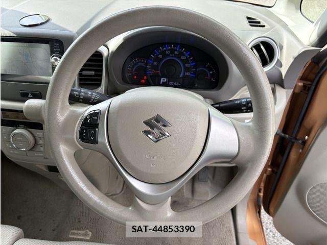 Suzuki SPACIA 2013-09 8146733-6