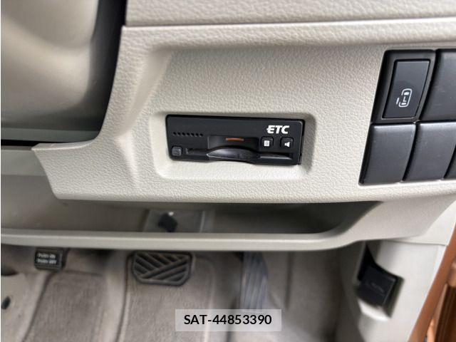 Suzuki SPACIA 2013-09 8146733-7