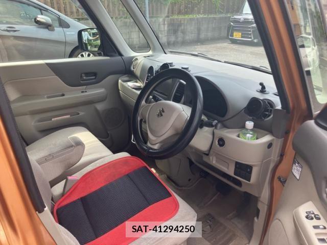 Suzuki SPACIA 2013-10 8146734-11