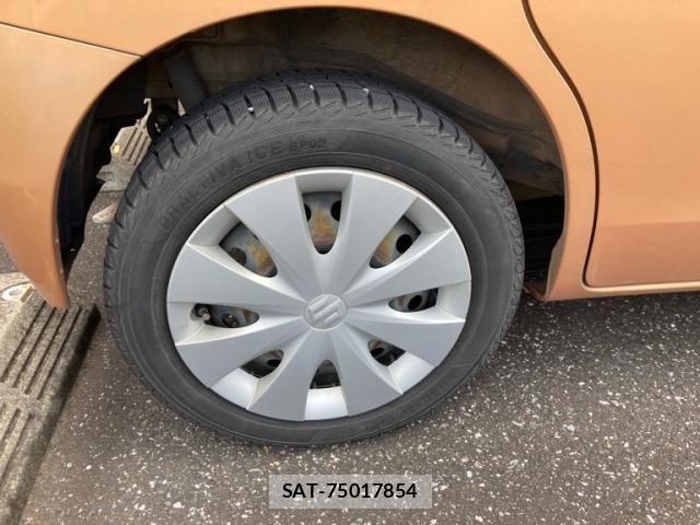 Suzuki SPACIA 2013-12 8146735-7