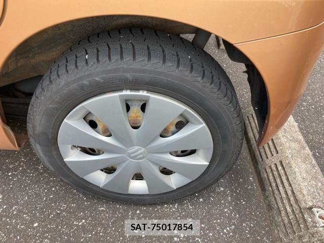 Suzuki SPACIA 2013-12 8146735-8