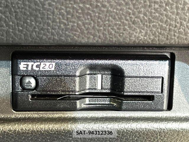 Suzuki SPACIA 2022-07 8159245-6
