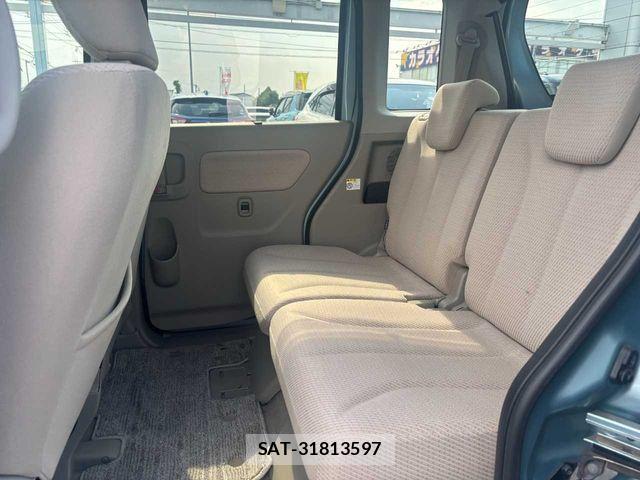 Suzuki SPACIA 2013-09 8210311-18