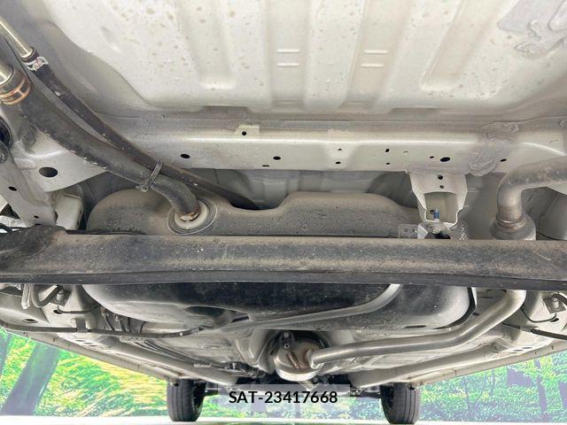 Suzuki SPACIA 2023-06 8210298-18