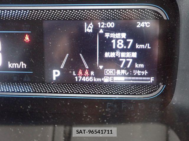 Suzuki SPACIA 2024-04 8210282-13
