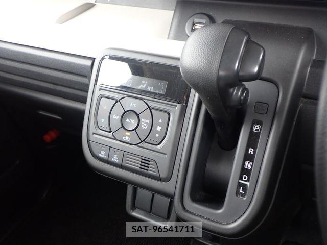 Suzuki SPACIA 2024-04 8210282-17