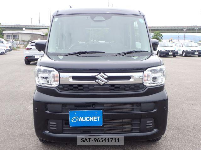 Suzuki SPACIA 2024-04 8210282-5