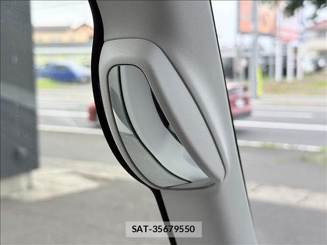 Suzuki SPACIA 2021-12 8210308-26