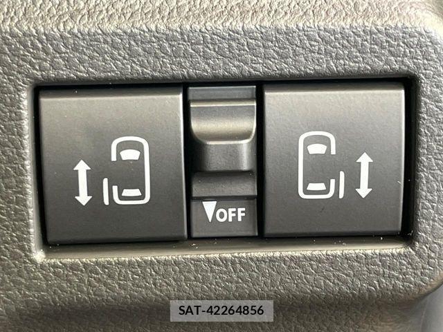Suzuki SPACIA 2025-12 8210284-4