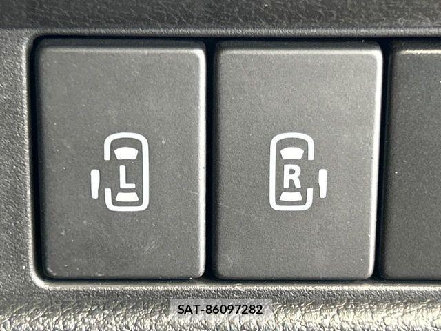 Suzuki SPACIA 2018-07 8210293-5