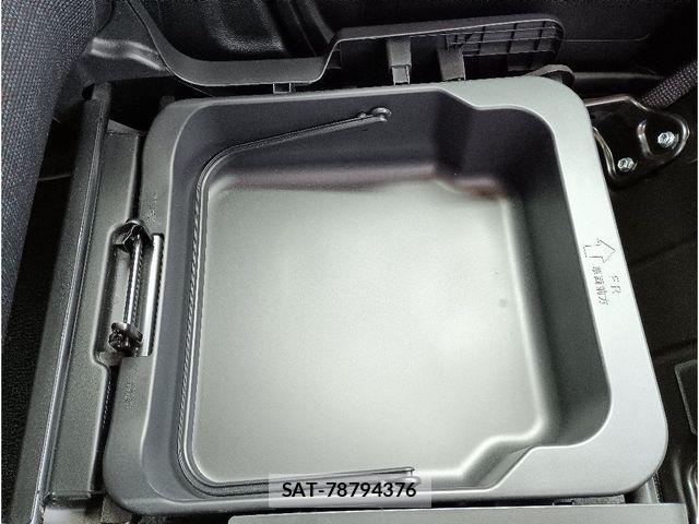 Suzuki SPACIA 2022-07 8210307-25