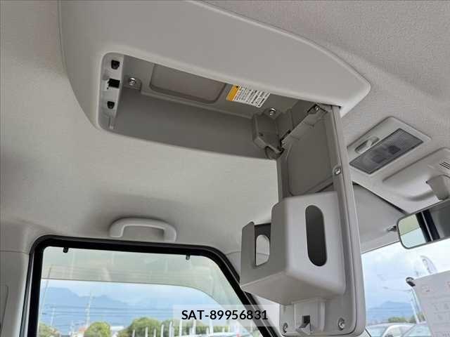 Suzuki SPACIA 2014-12 8210312-21