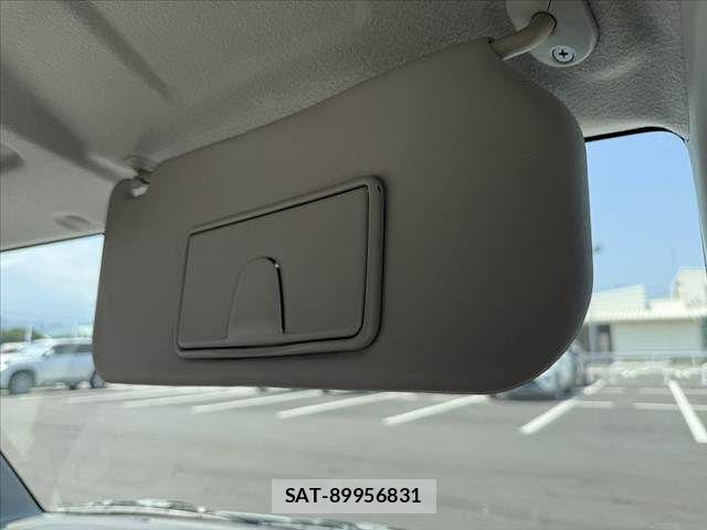 Suzuki SPACIA 2014-12 8210312-26