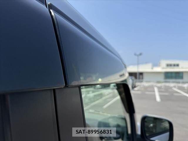 Suzuki SPACIA 2014-12 8210312-27