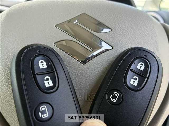Suzuki SPACIA 2014-12 8210312-4